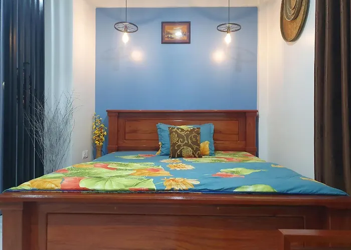 Bed and breakfast J5 *